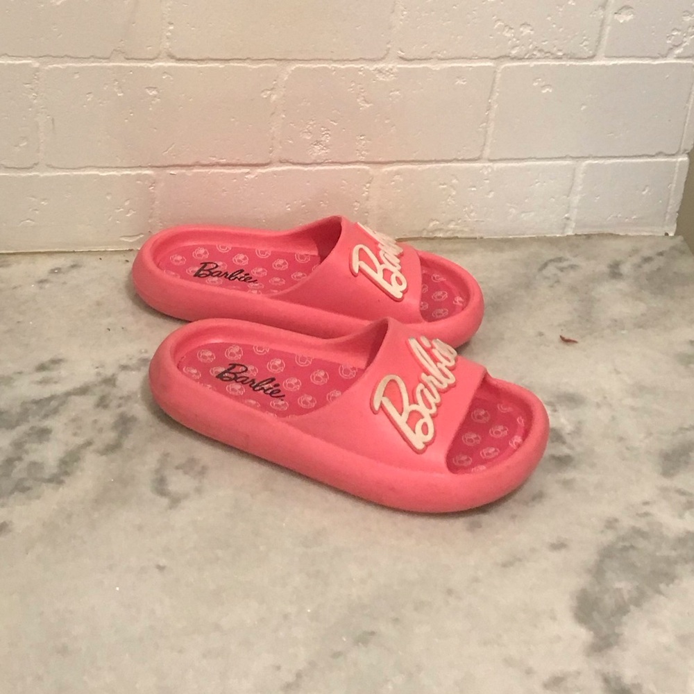 Girls Pink size 13 Barbie Slides